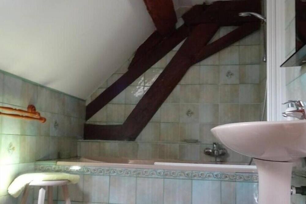 Photo of Bathroom in La Grande-Verriere