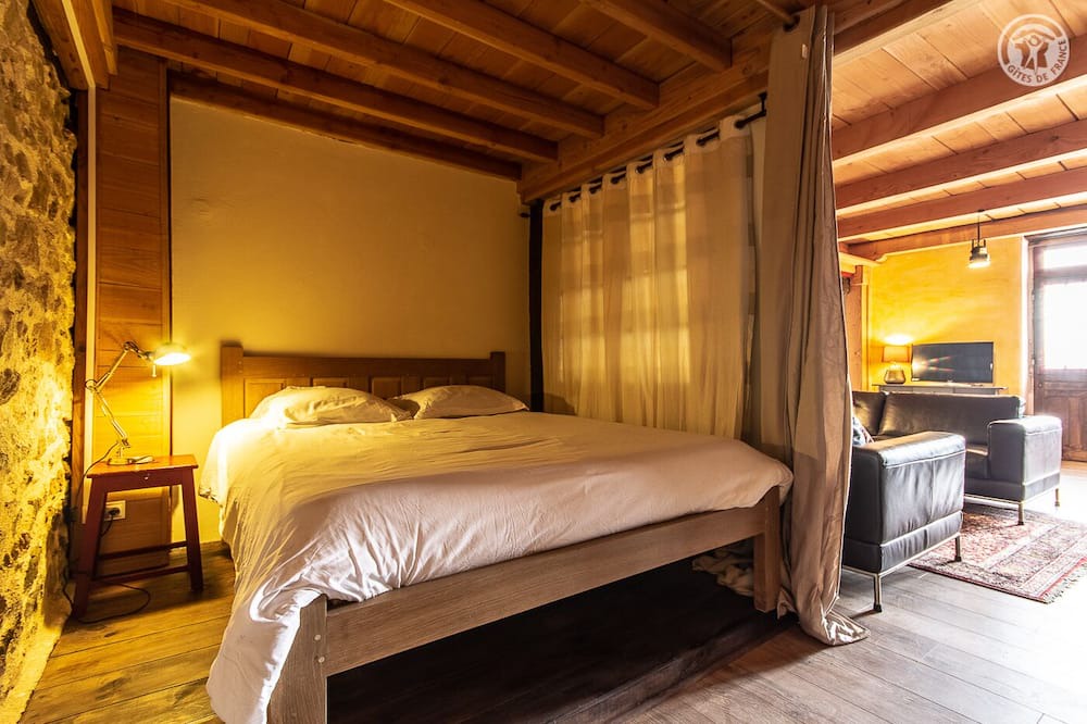 Photo of Bedroom in Anost
