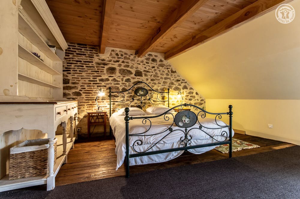 Photo of Bedroom in Anost
