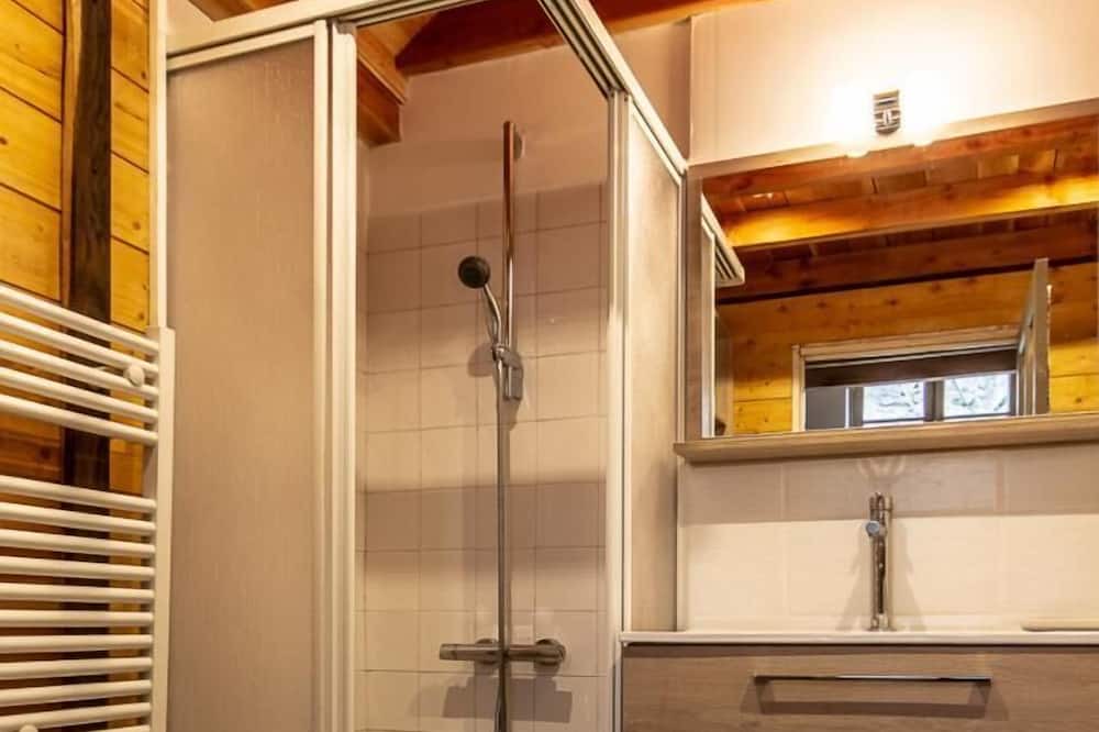 Photo of Bathroom in Anost