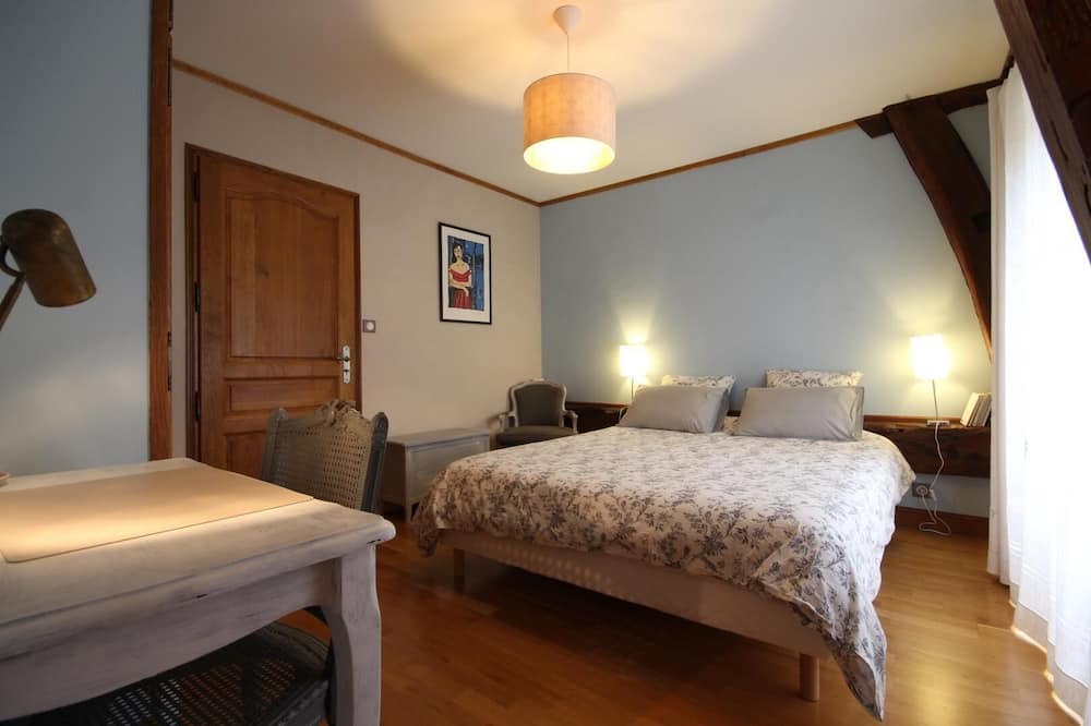 Photo of Bedroom in Sassangy