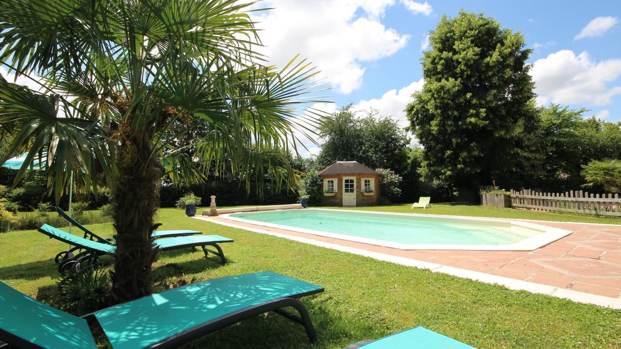 Photo of Outdoor in Saint-Etienne-en-Bresse