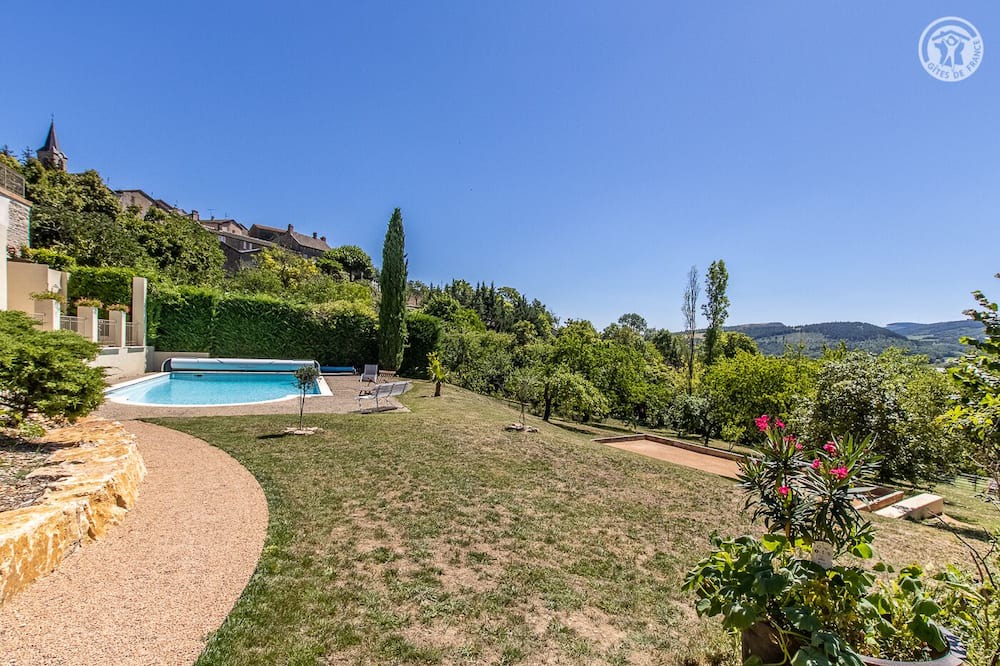 Photo of Outdoor in La Roche-Vineuse