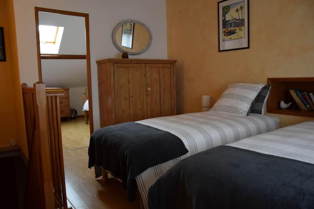 Photo of Bedroom in Sassangy