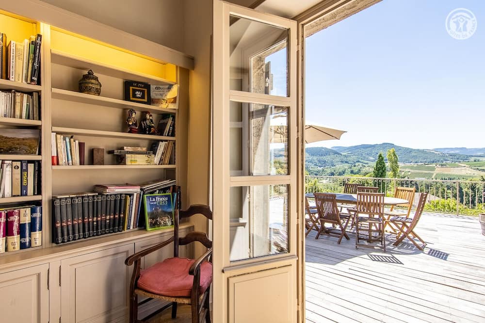 Photo of Bedroom in La Roche-Vineuse