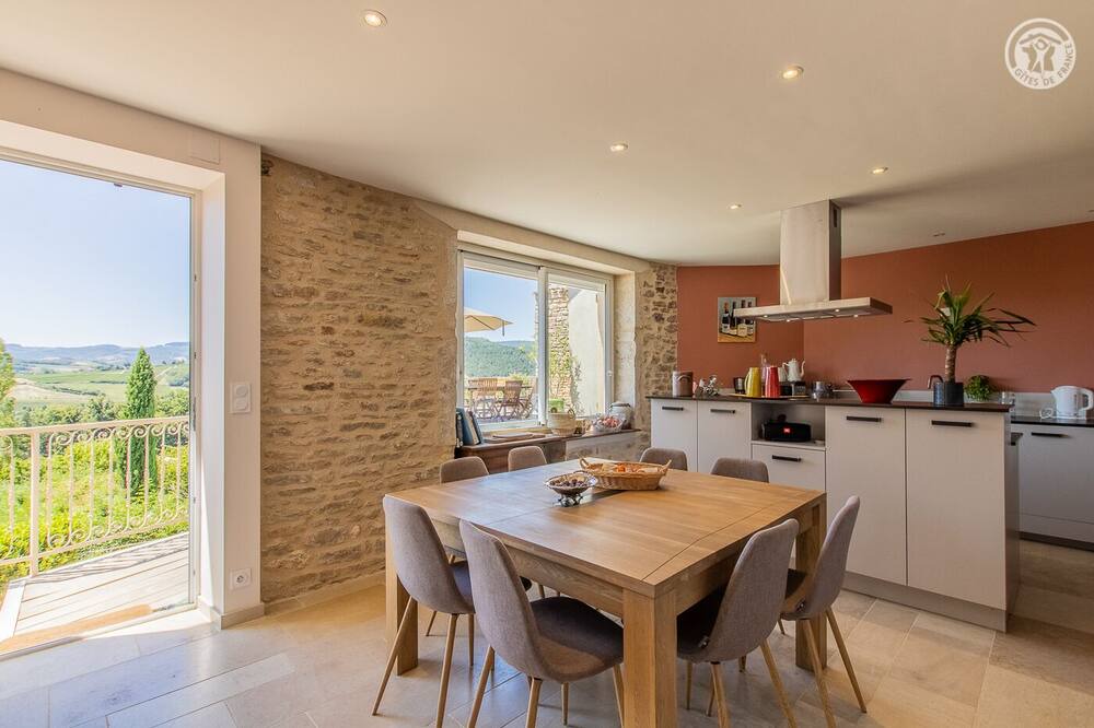 Photo of Kitchen in La Roche-Vineuse