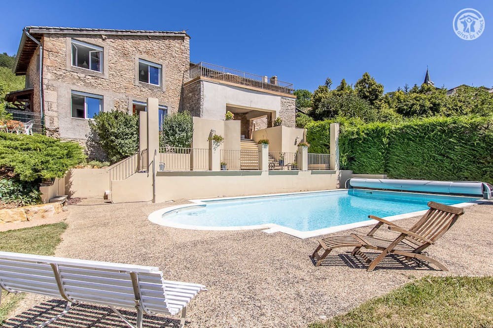 Photo of Outdoor in La Roche-Vineuse