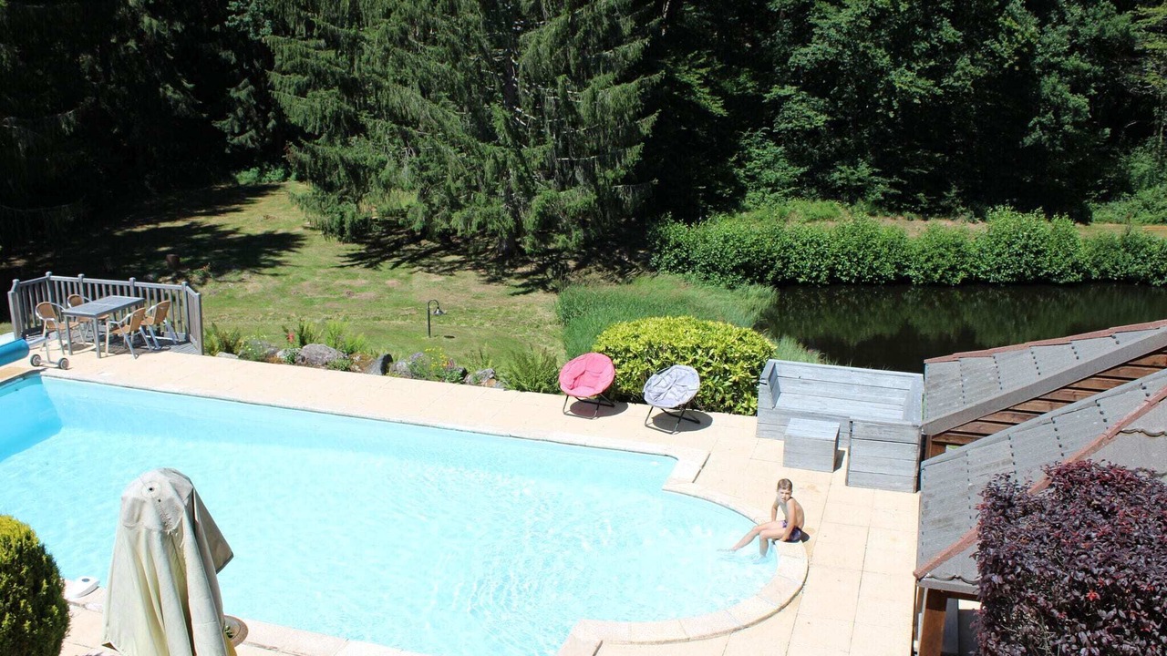 Photo of Outdoor in Dun-les-Places
