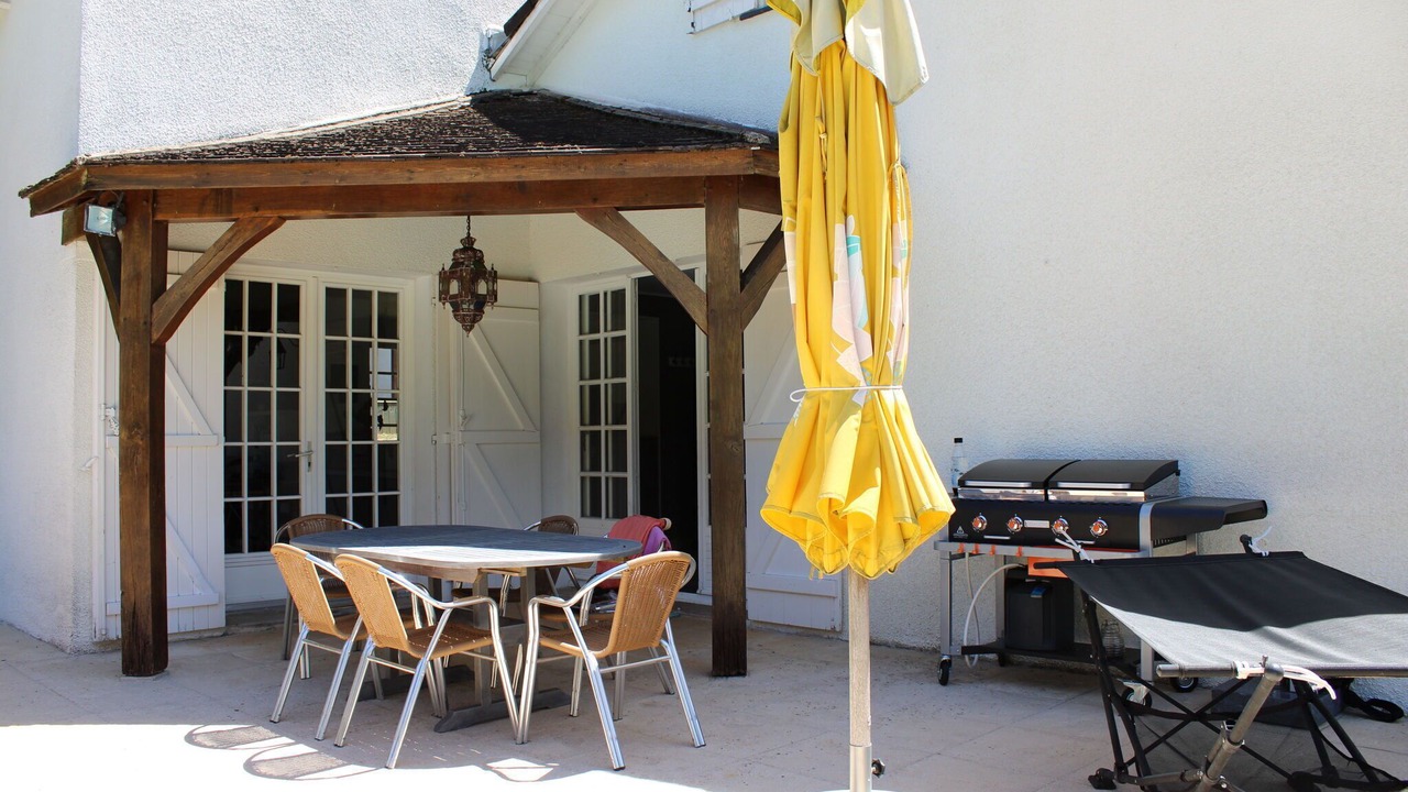 Photo of Outdoor in Dun-les-Places
