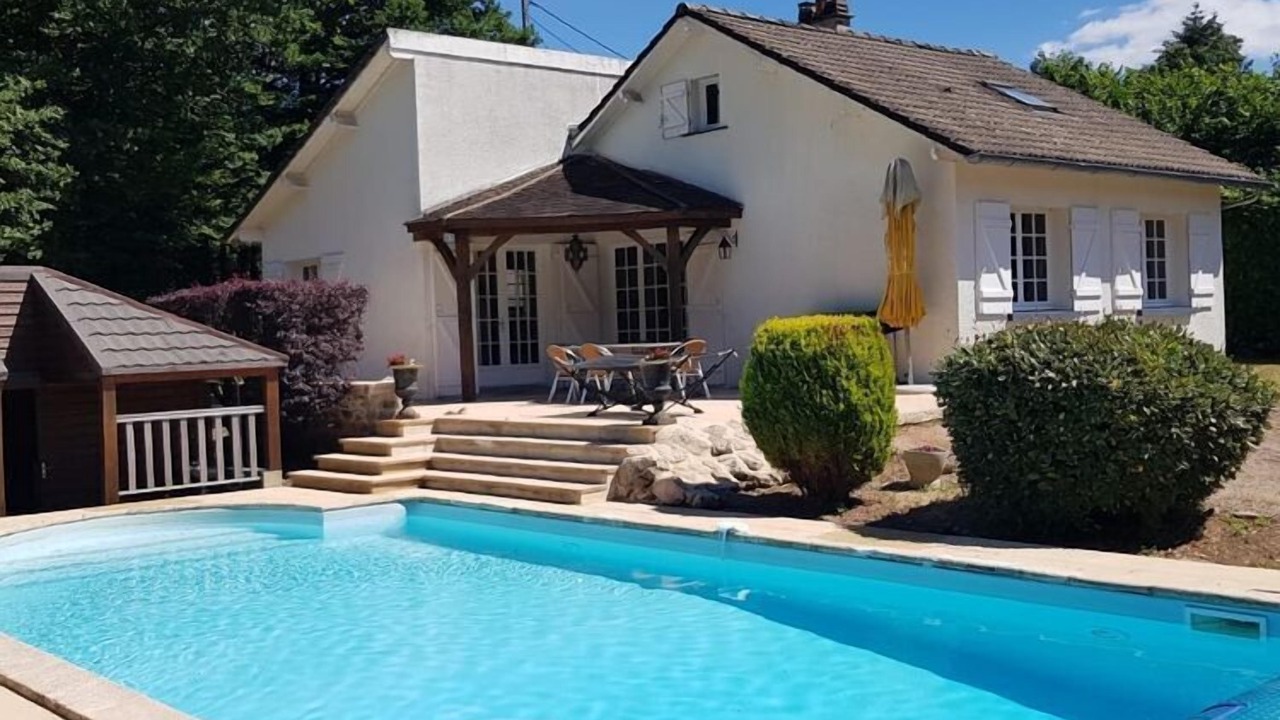 Photo of Outdoor in Dun-les-Places