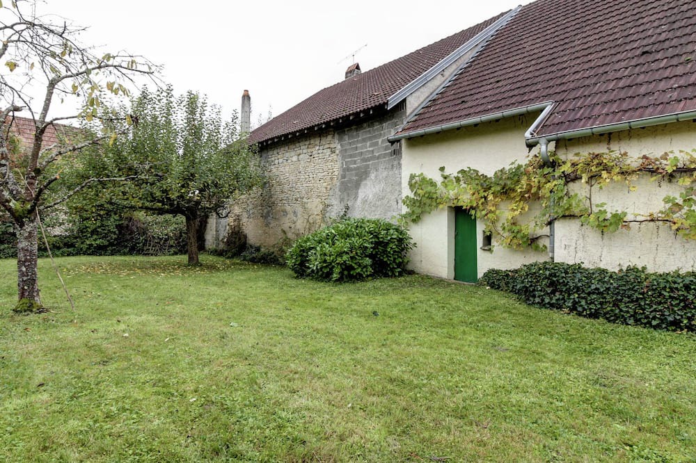 Photo of Outdoor in Vanne