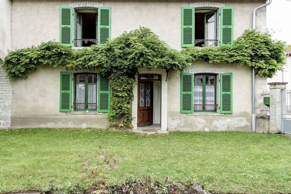 Photo of Outdoor in Vanne