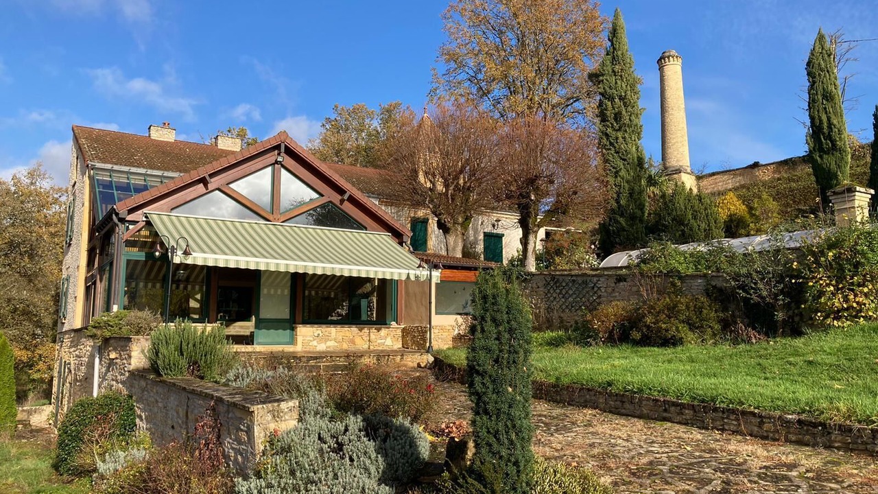 Photo of Outdoor in Saint-Maurice-les-Chateauneuf