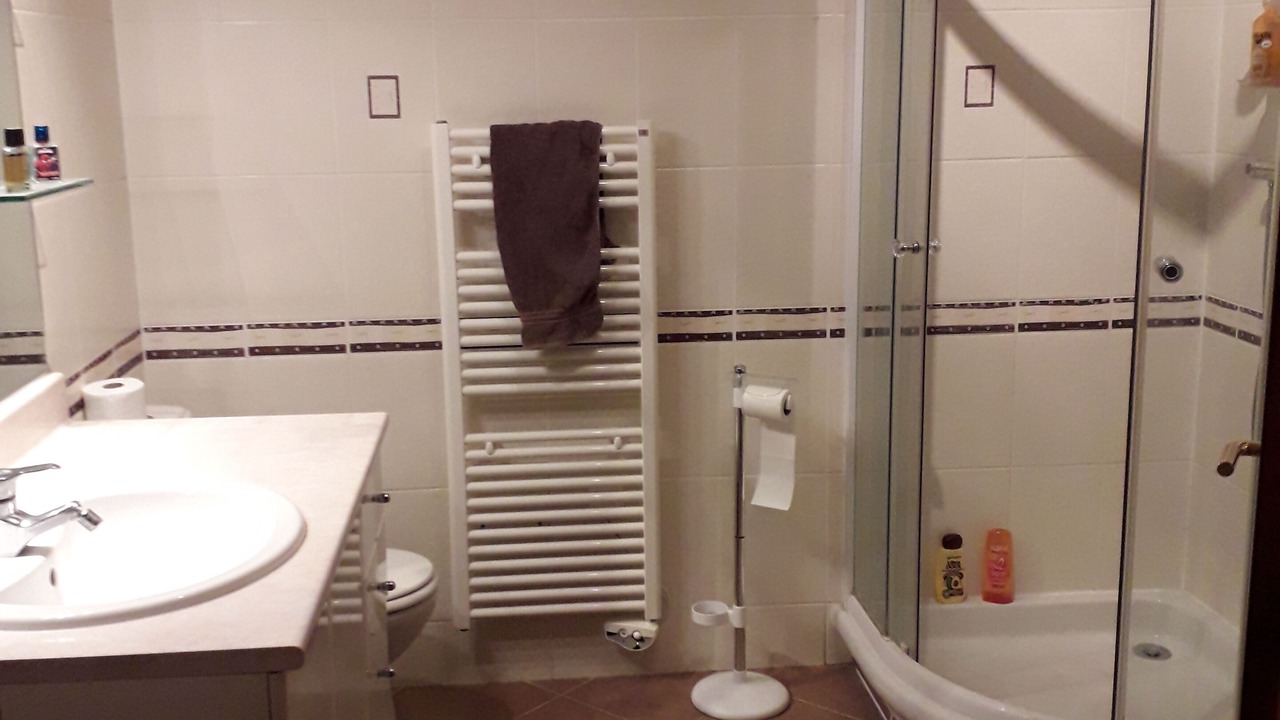 Photo of Bathroom in Puy-Saint-Martin