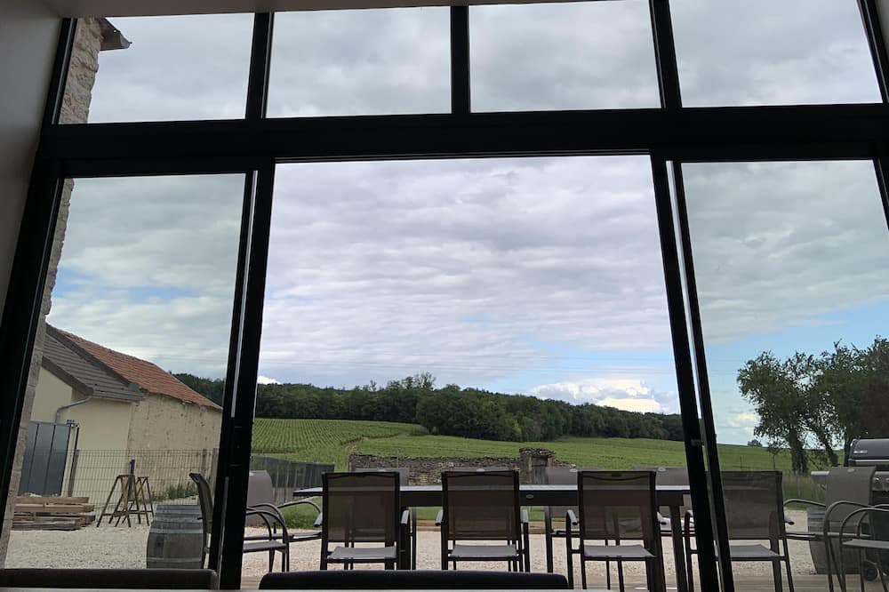 Photo of Outdoor in Ladoix-Serrigny