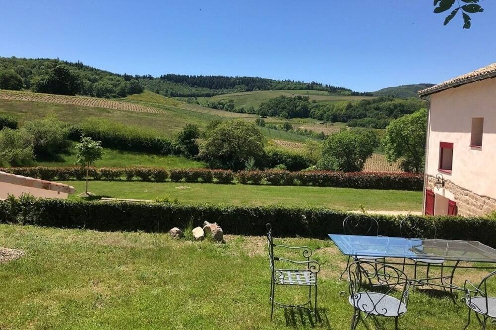 Photo of Outdoor in Fleurie