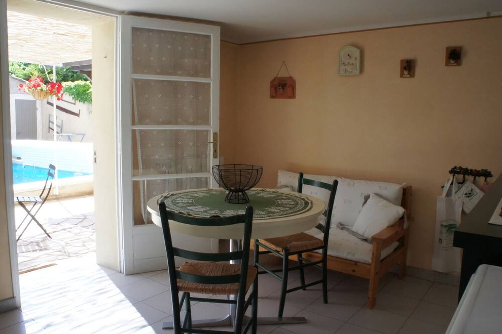 Photo of Livingroom in Taillades