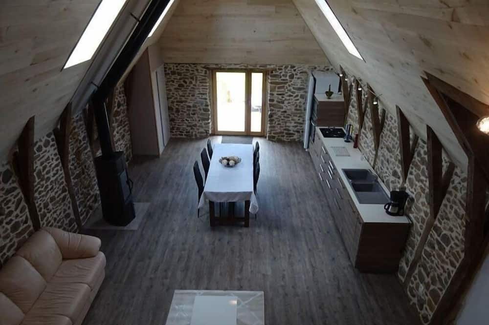 Photo of Livingroom in Castelnau-de-Mandailles