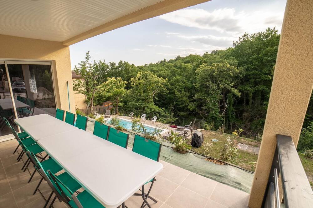 Photo of Outdoor in Vesseaux