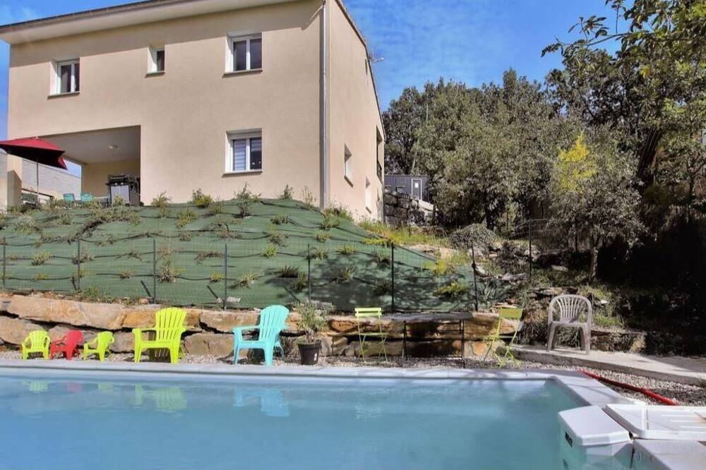 Photo of Outdoor in Vesseaux