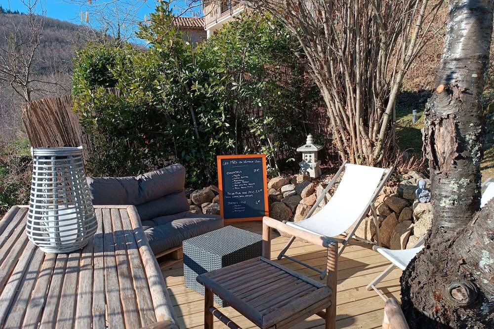 Photo of Patio Balcony in Vernoux-en-Vivarais