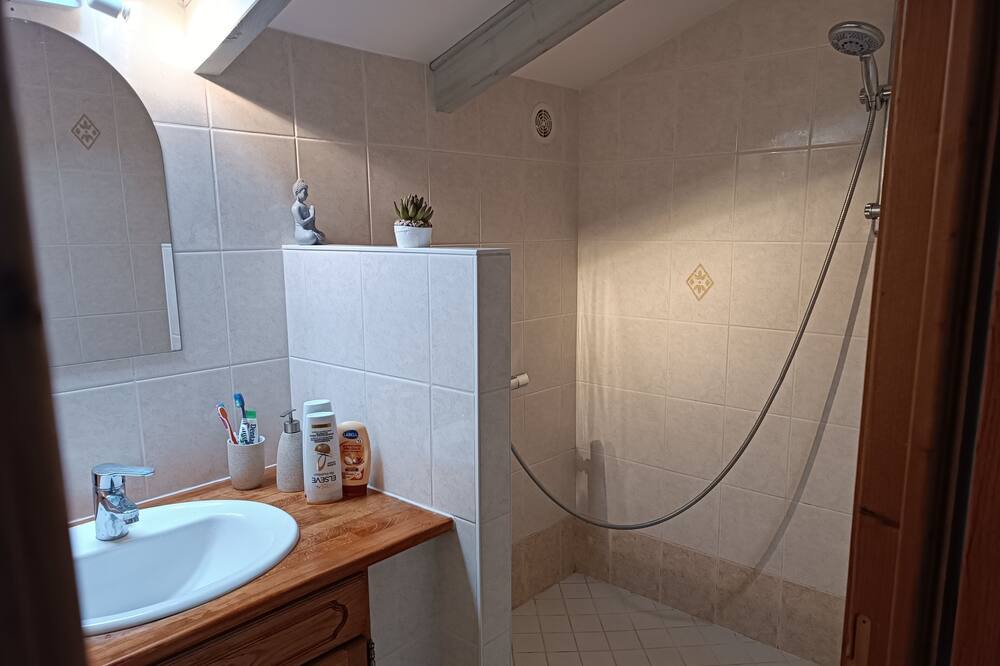 Photo of Bathroom in Vernoux-en-Vivarais
