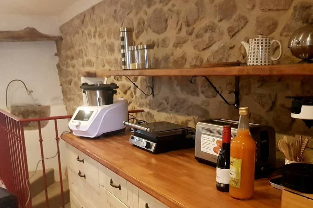 Photo of Kitchen in Vernoux-en-Vivarais