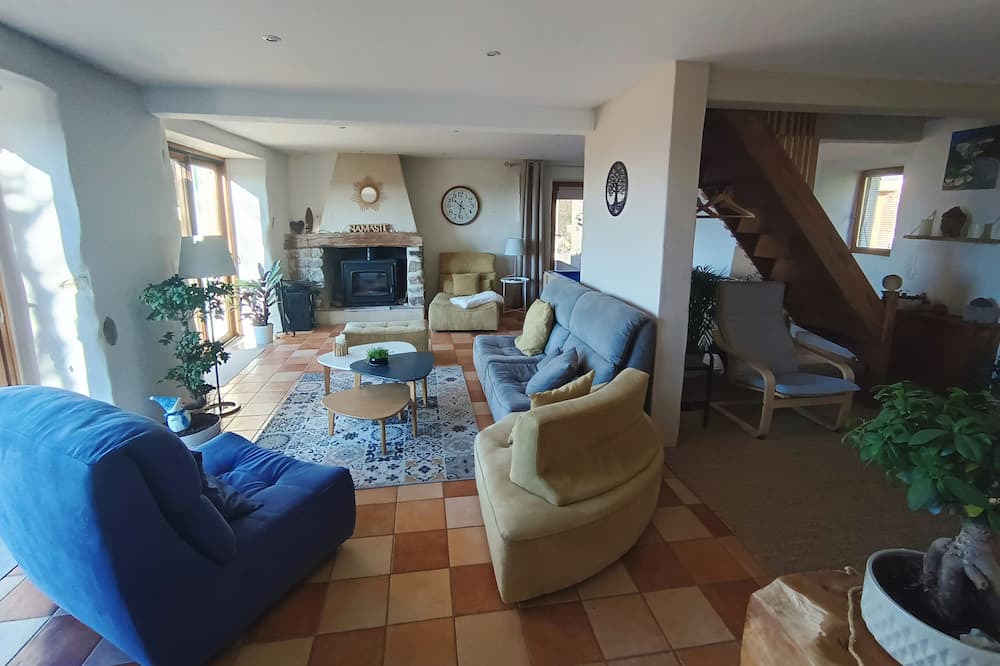 Photo of Livingroom in Vernoux-en-Vivarais