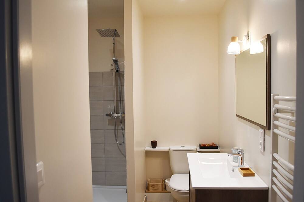 Photo of Bathroom in Saint-Vallier