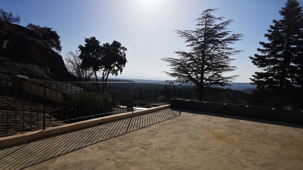 Photo of Patio Balcony in Reauville