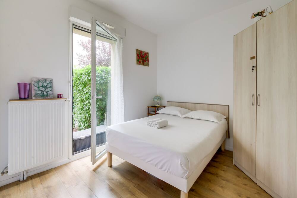Photo of Bedroom in Arcueil