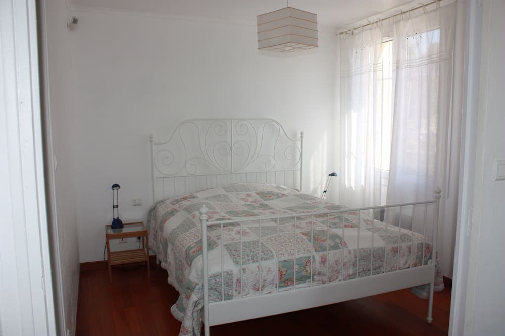 Photo of Bedroom in Saint-Pierre-de-Vassols