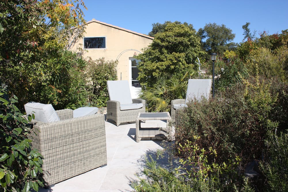 Photo of Patio Balcony in Saint-Pierre-de-Vassols
