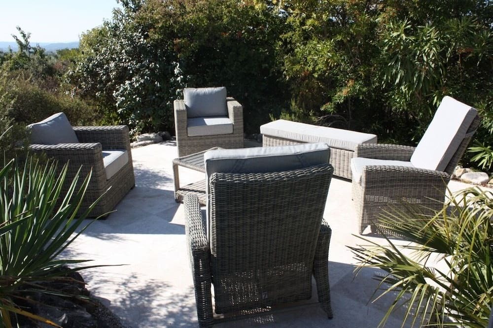 Photo of Patio Balcony in Saint-Pierre-de-Vassols