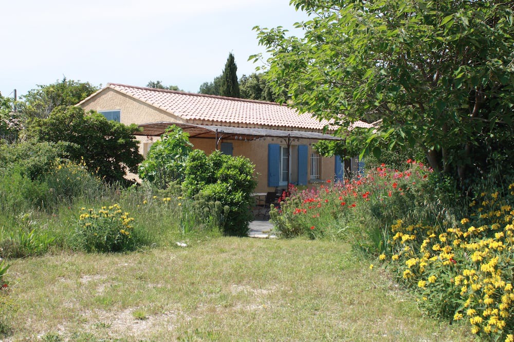 Photo of Others in Saint-Pierre-de-Vassols