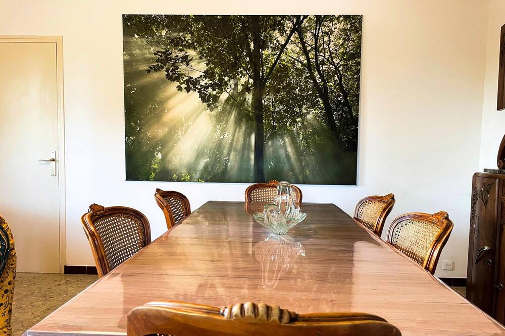 Photo of Livingroom in Sablet