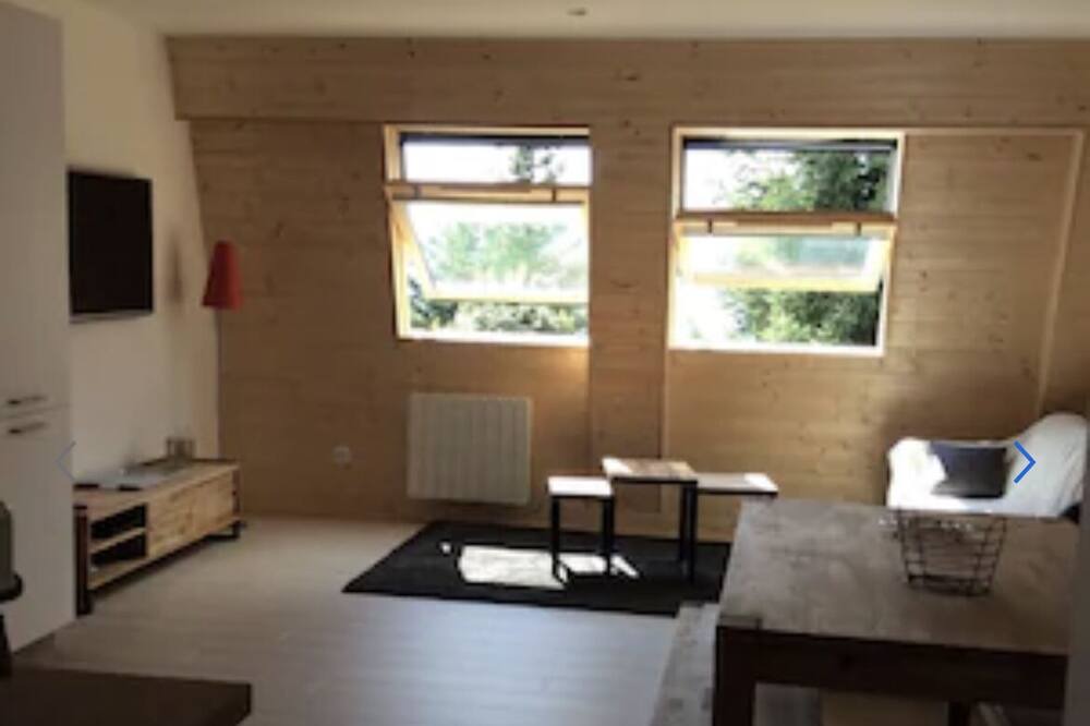 Photo of Livingroom in Saint-Jacques-des-Blats