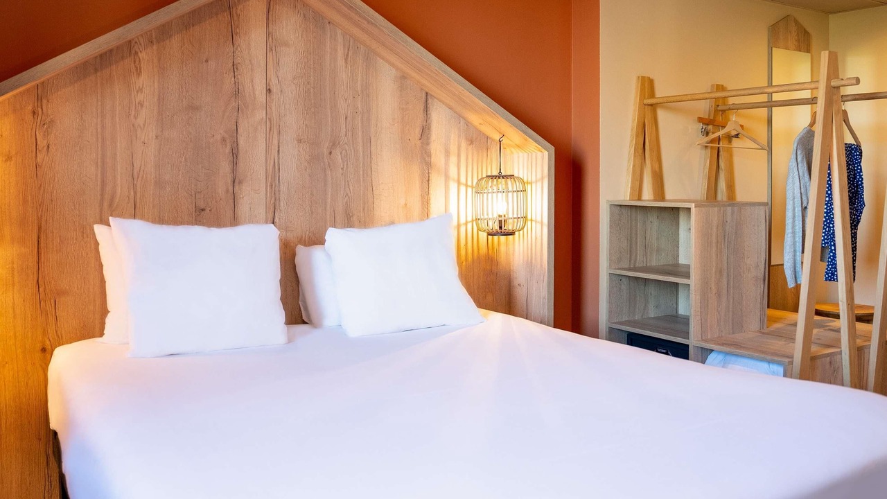 Photo of Bedroom in Chatenay-Malabry