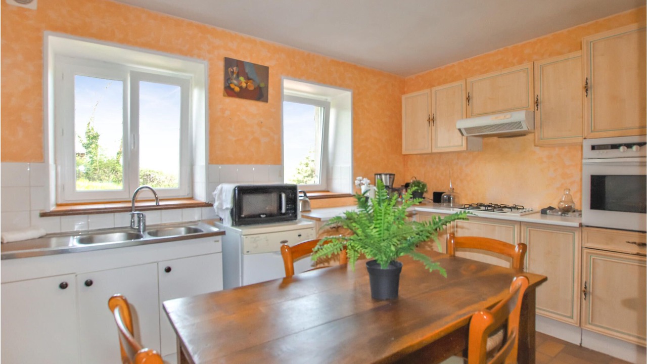 Photo of Kitchen in Chenas