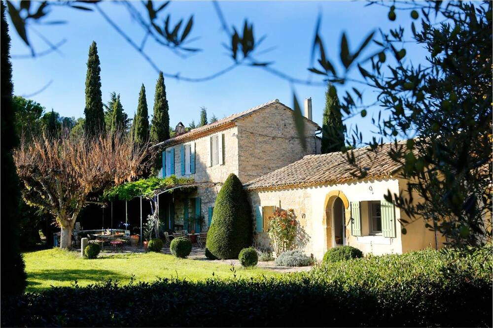 Photo of Others in Beaumes-de-Venise