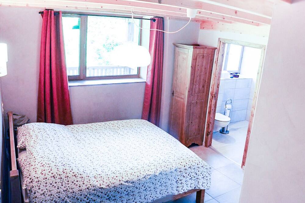 Photo of Bedroom in Saint-Pierre-de-Chartreuse