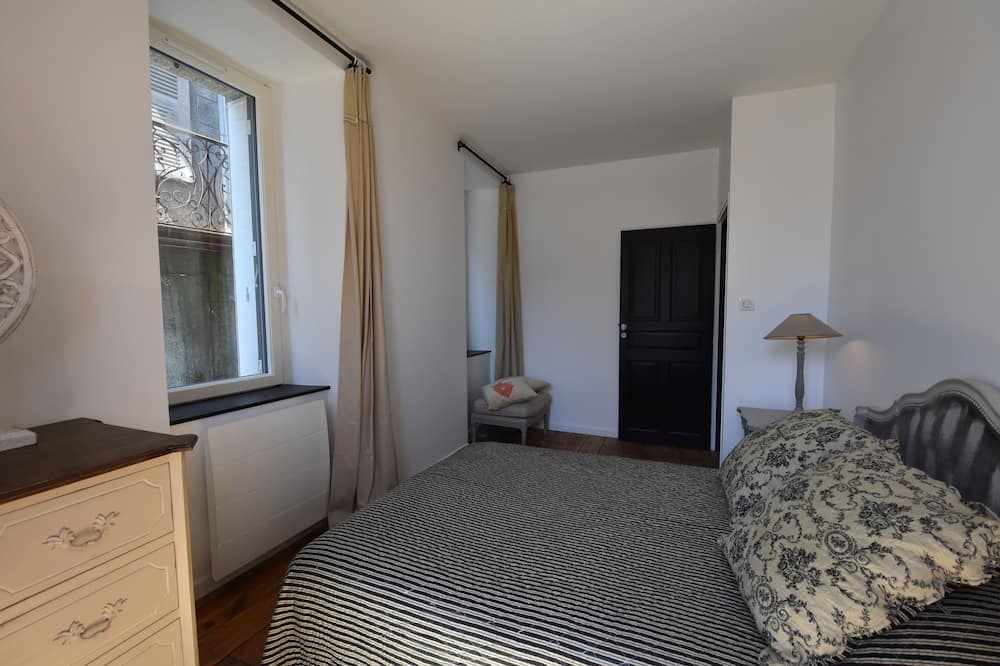 Photo of Bedroom in Saint-Urcize