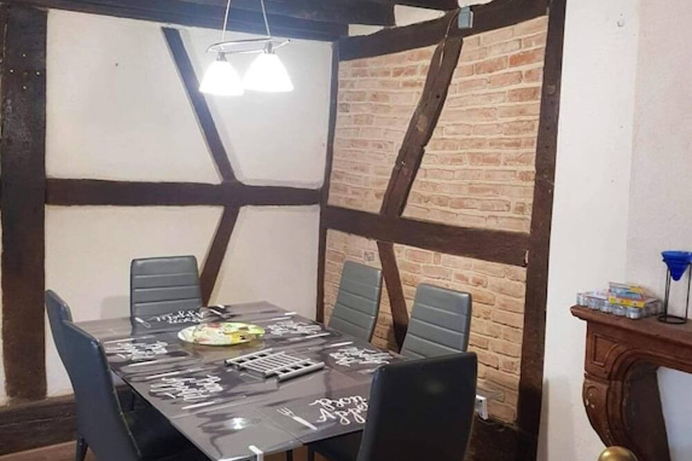 Photo of Livingroom in Gigny-sur-Saone