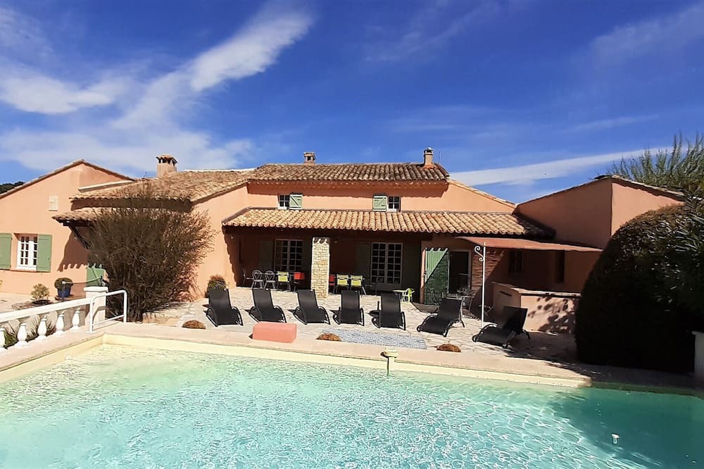 Photo of Outdoor in Roaix