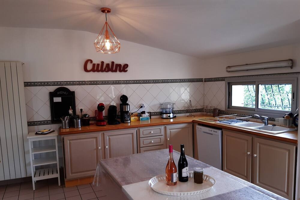 Photo of Kitchen in Roaix