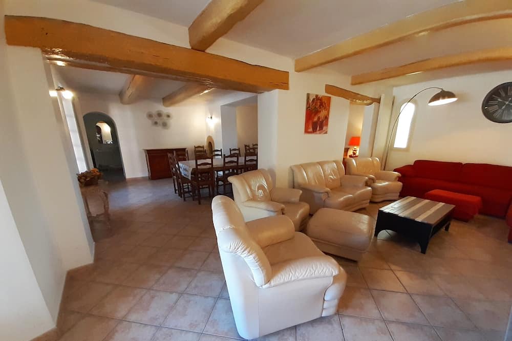 Photo of Livingroom in Roaix