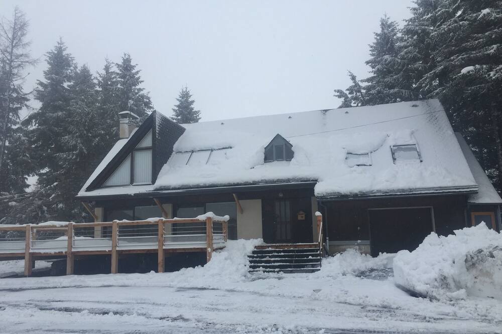 Photo of Outdoor in Curieres