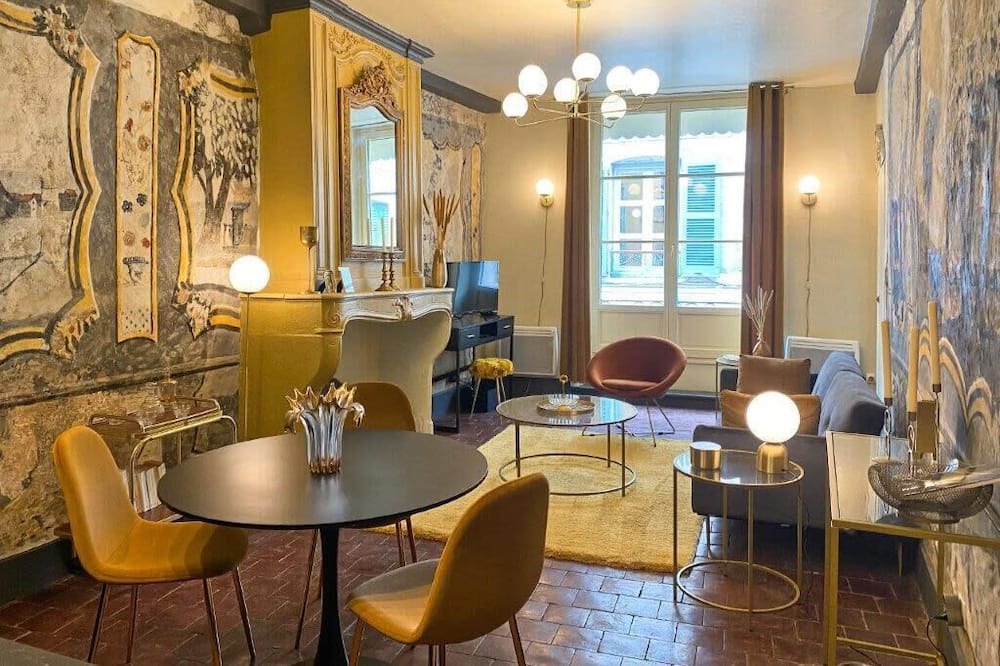 Photo of Livingroom in Tournus