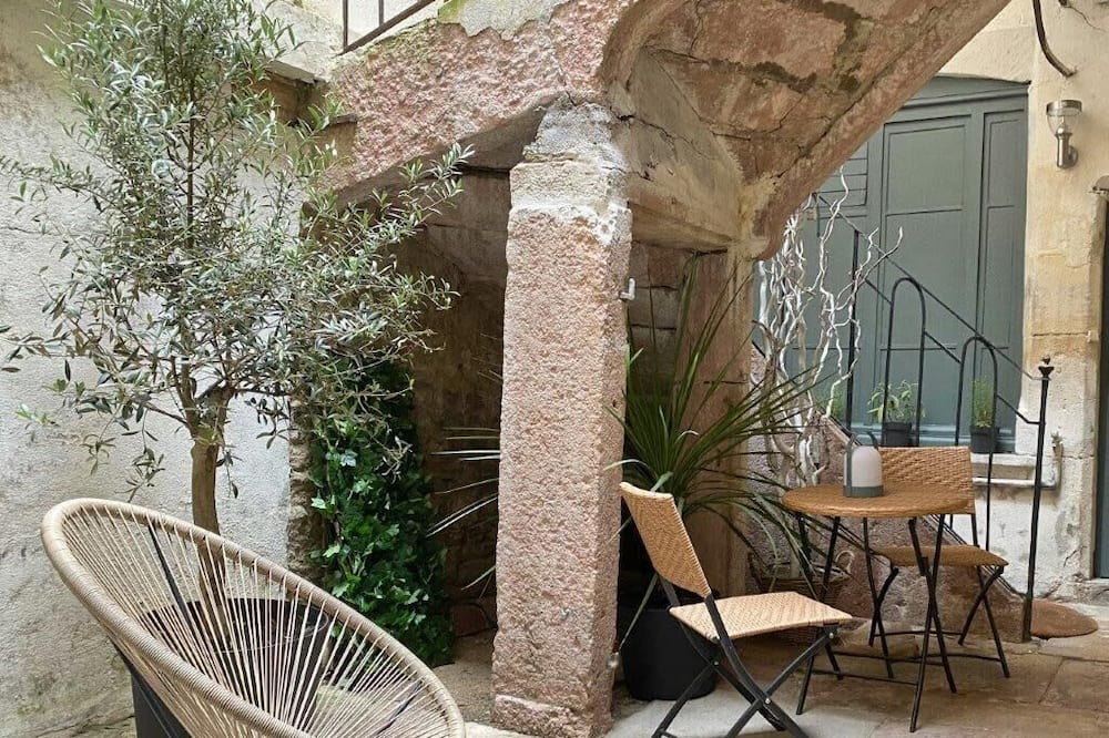 Photo of Outdoor in Tournus