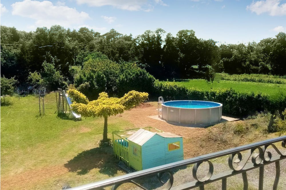 Photo of Outdoor in Baix